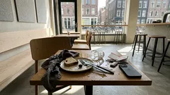 Iemand verslikt zich: dit doe je in de eerste minuut (en wanneer je 112 belt)